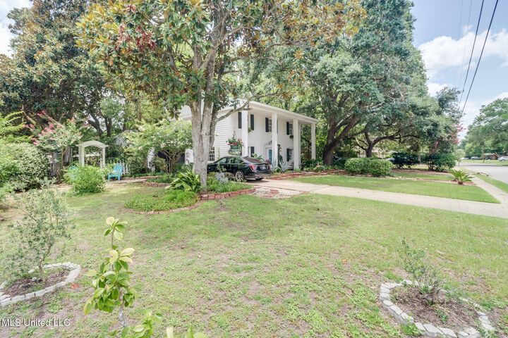 Property Photo: 2512 Randall Drive MS 39531