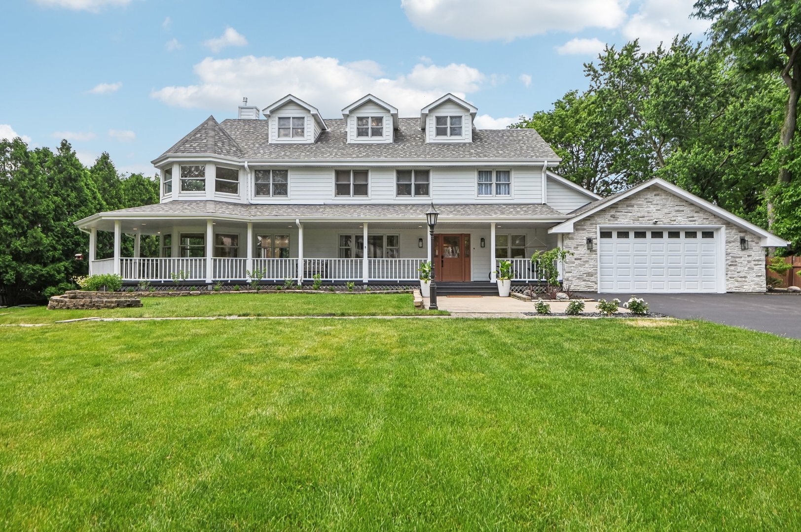 8S452 Bell Drive  Naperville IL 60565 photo