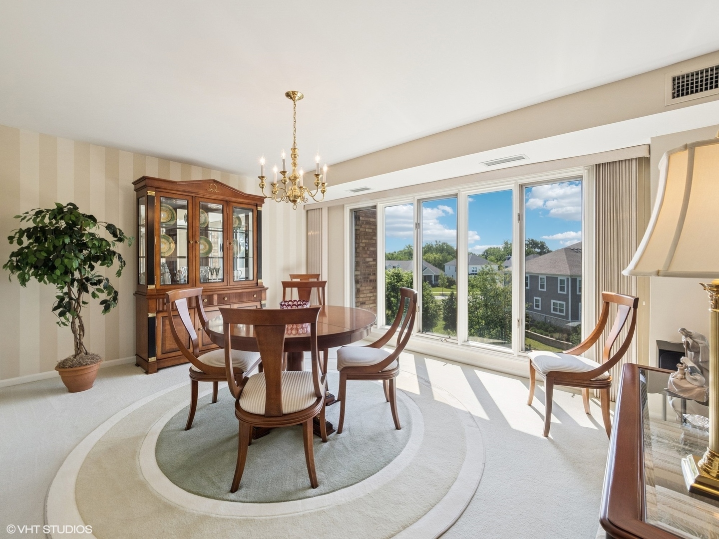 Property Photo: 1671 Mission Hills Road 308 IL 60062