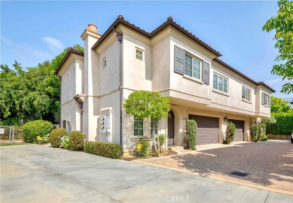 Property Photo: 227 Santa Rosa Road B CA 91007