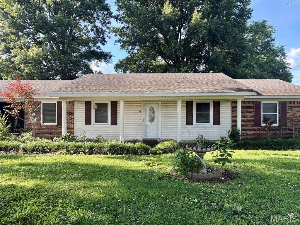 Property Photo: 305 Manor MO 63877