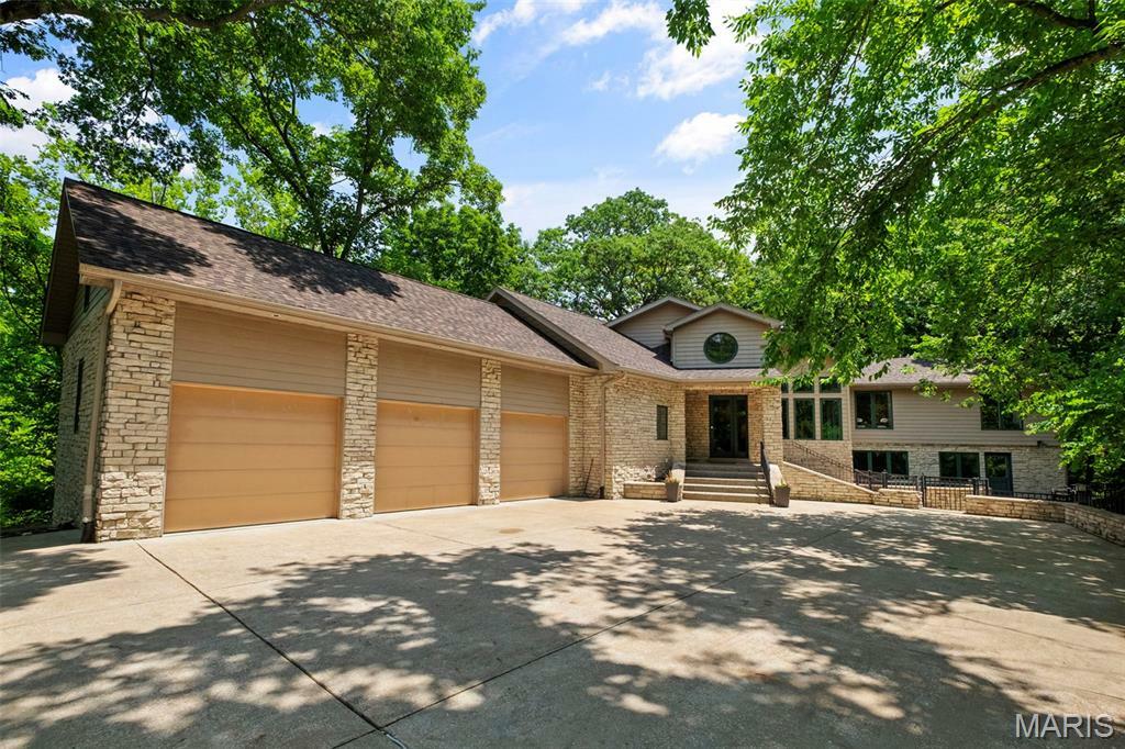 1800 W Adams Avenue  St Louis MO 63122 photo