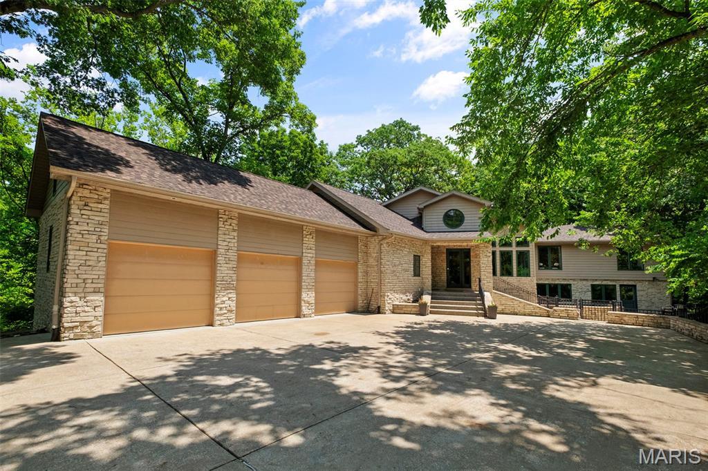 1800 W Adams Avenue  St Louis MO 63122 photo