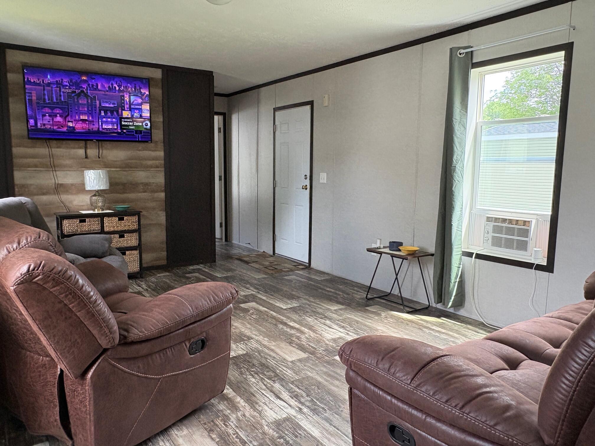Property Photo: 13 Rw Macleod Lane ME 04915