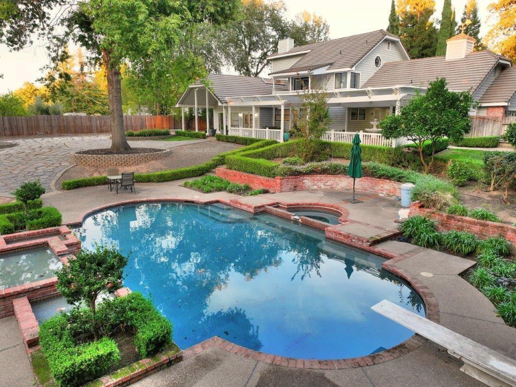 Property Photo: 6126 Van Alstine Avenue CA 95608