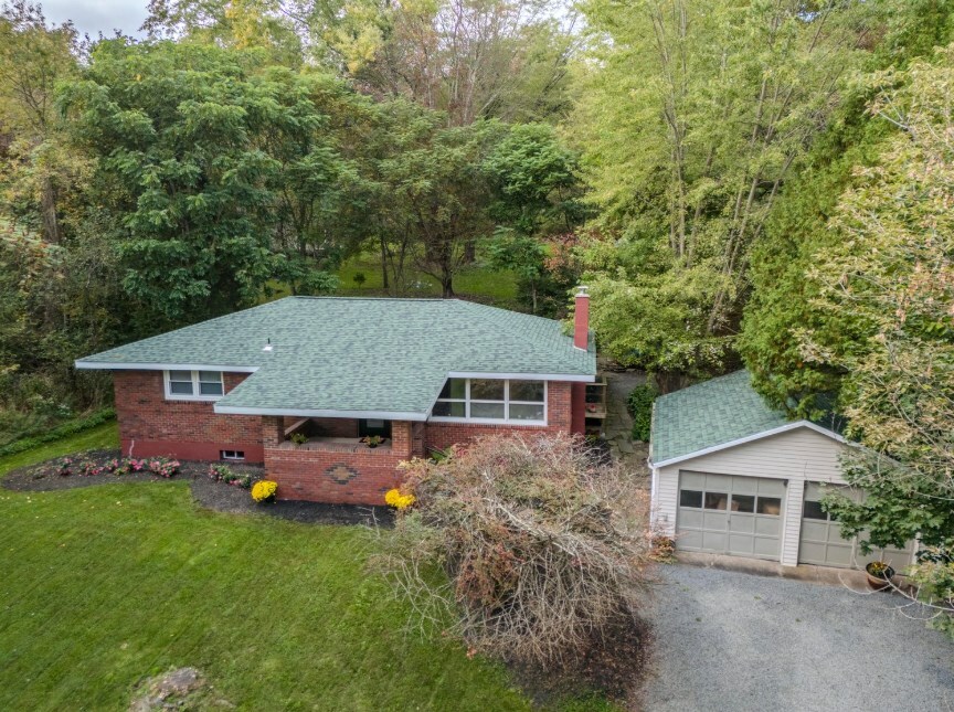 Property Photo: 325 College Avenue PA 18419