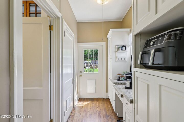 Property Photo: 1475 Belvedere Avenue FL 32205