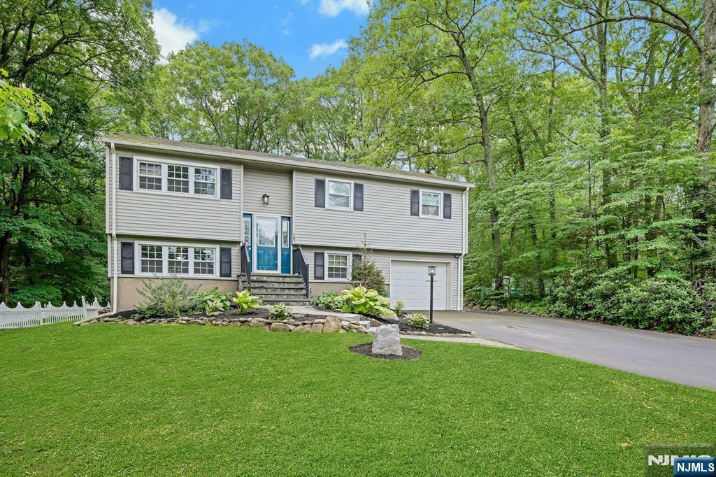 Property Photo: 107 Mountain Circle NJ 07480