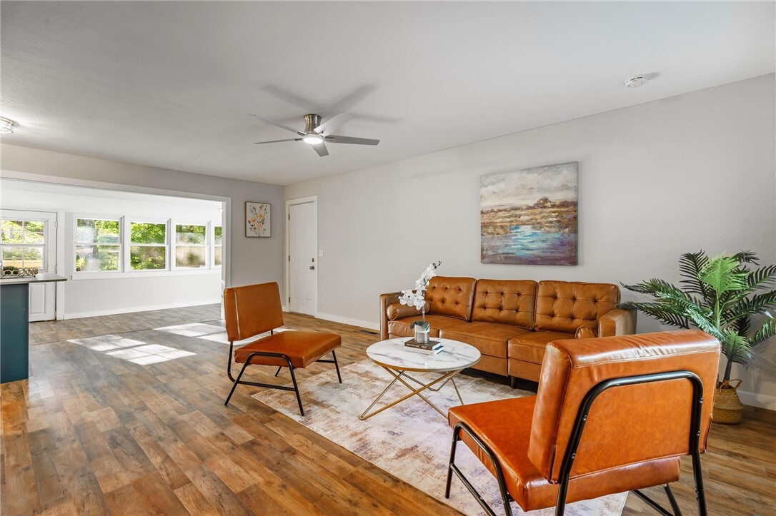Property Photo: 2 Rochdale Drive AR 72714
