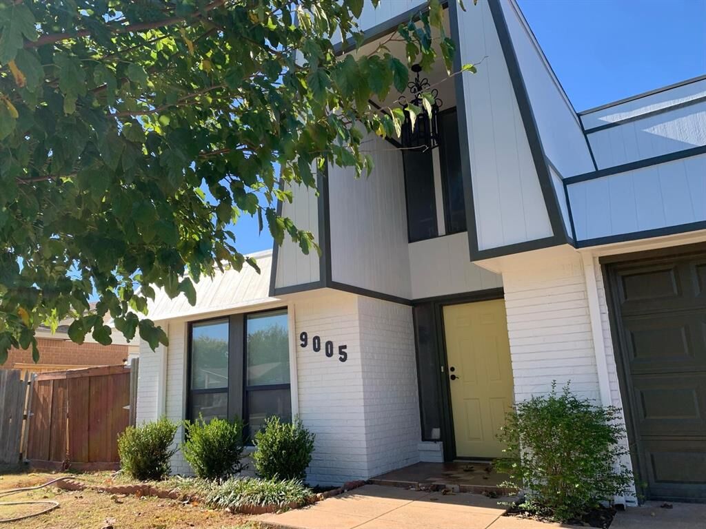 Property Photo: 9005 Tilman Drive OK 73132