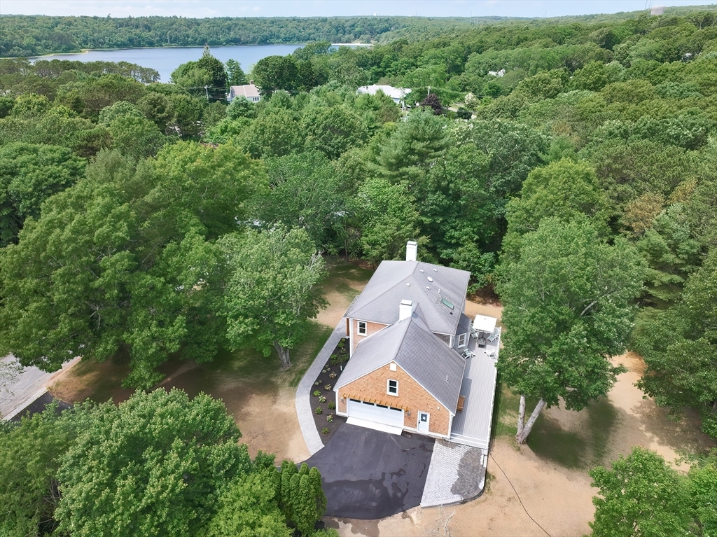 Property Photo:  7 Highfield Drive  MA 02563 