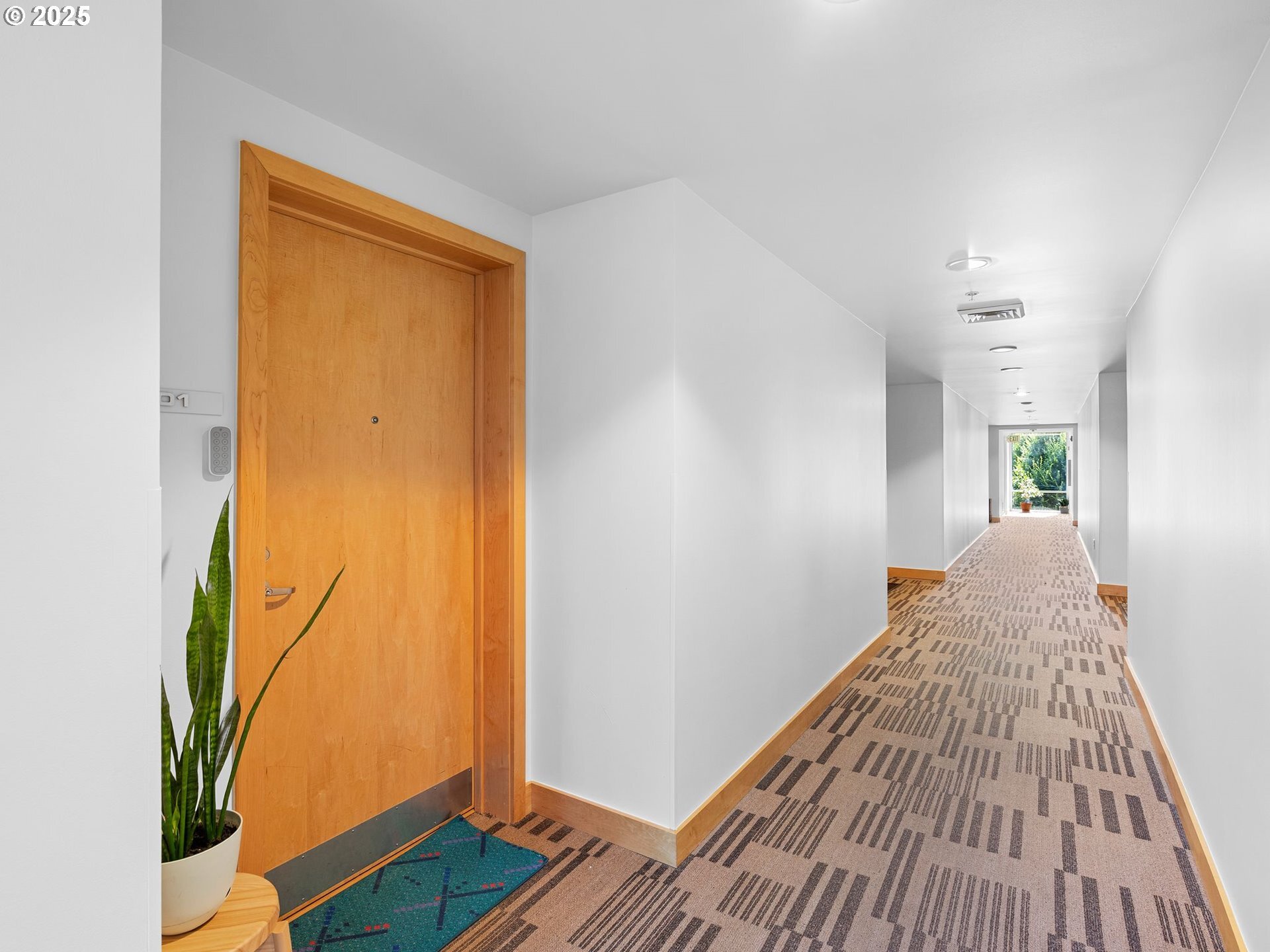 Property Photo: 3970 N Interstate Ave 301 OR 97227