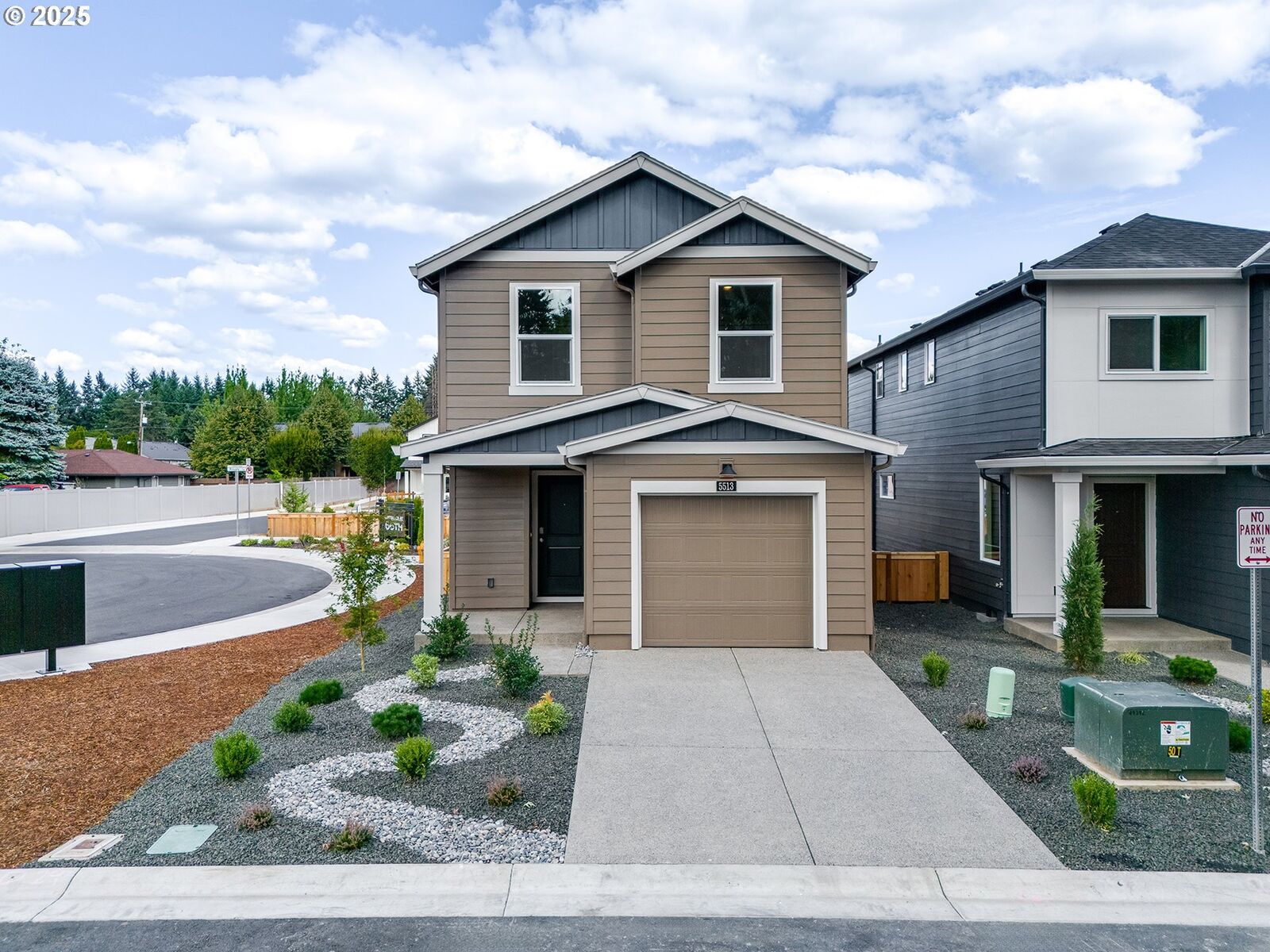 Property Photo: 5513 NE 65th Pl WA 98661