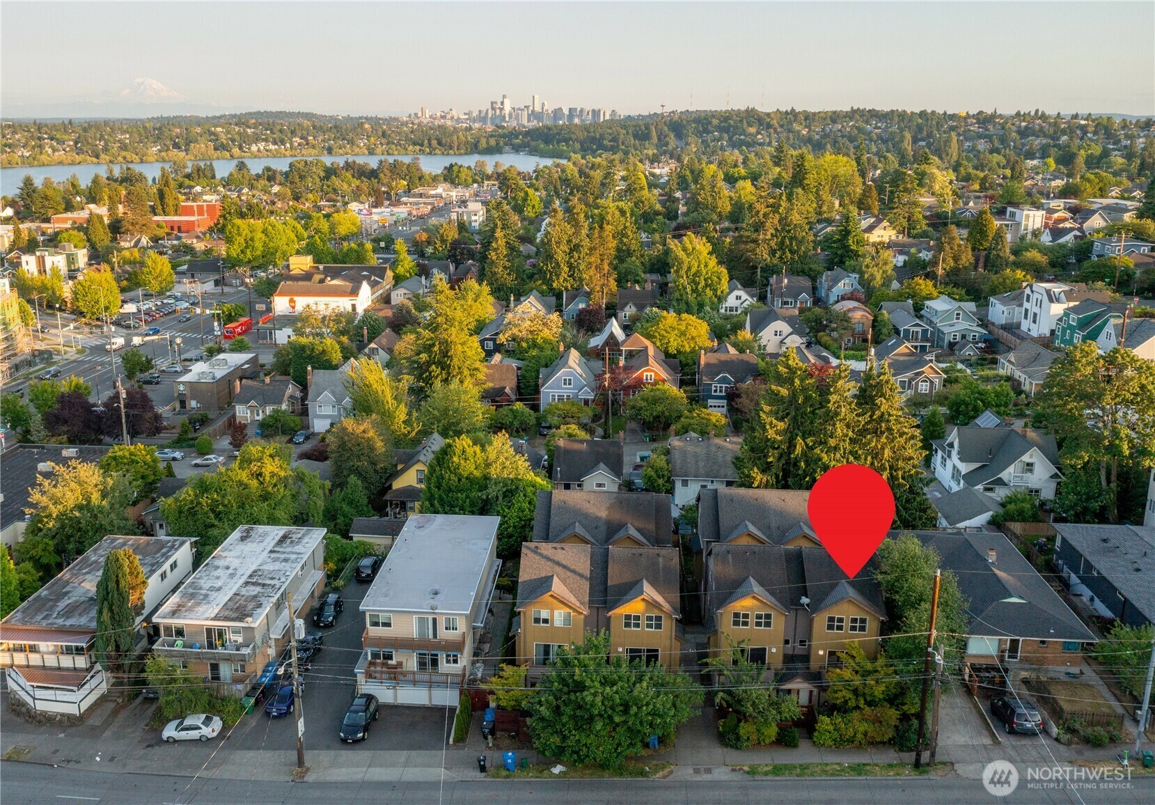 Property Photo: 923 N 85th Street A WA 98103