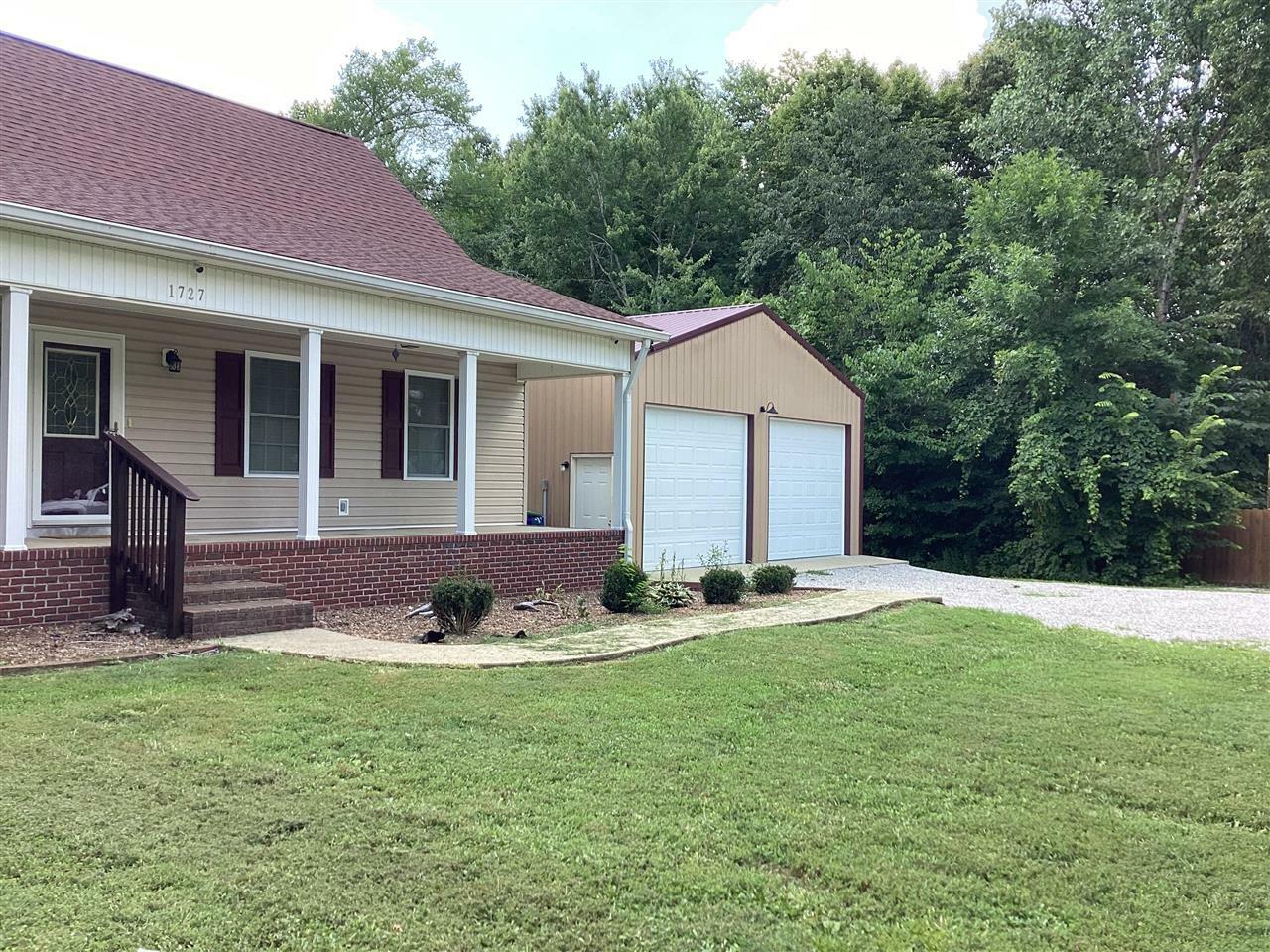 Property Photo: 1727 Sharpes Garden Road KY 42276