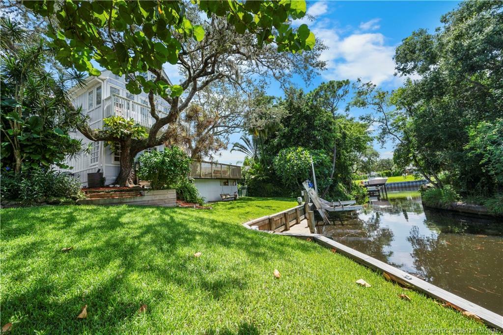 Property Photo: 3049 SW Woodland Trail FL 34990