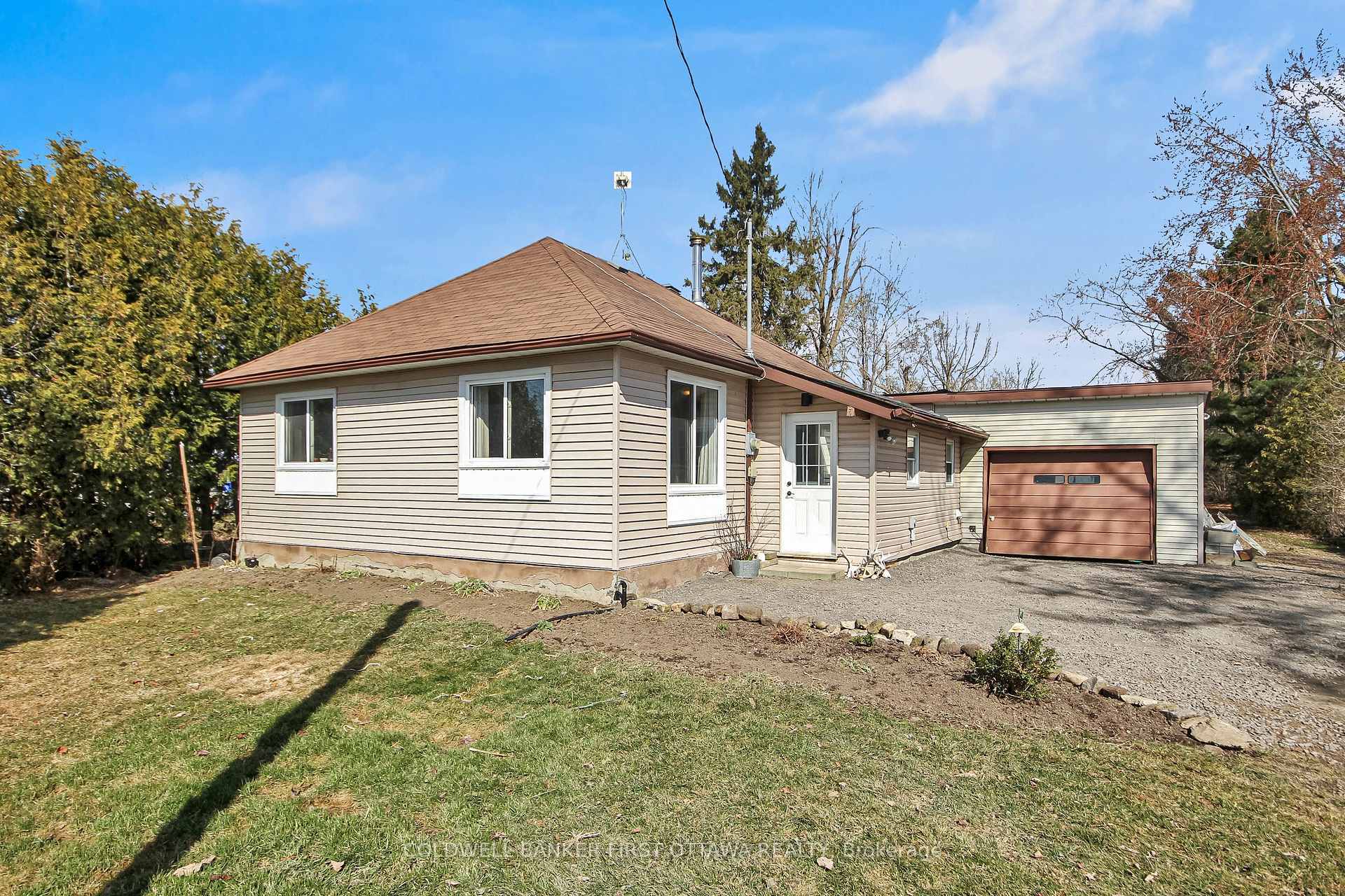 Property Photo:  6671 Dalmeny Road  ON K0A 2W0 