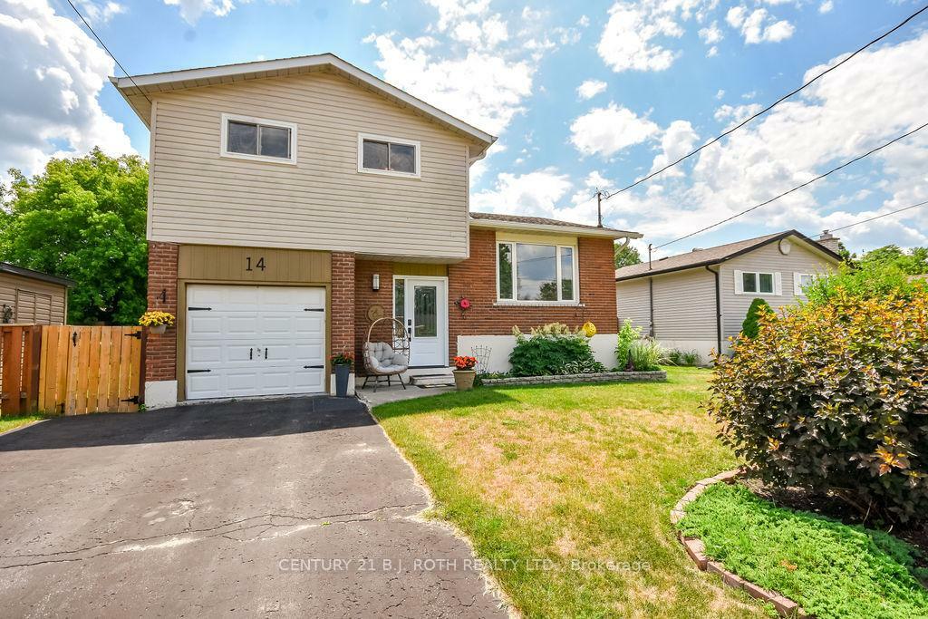 14 Larkdale Crescent  Essa ON L0M 1B0 photo