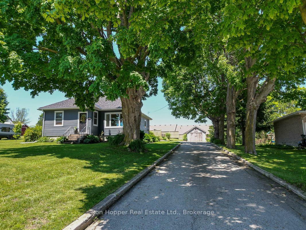 Property Photo: 48 Brook Street W ON N4K 2H2