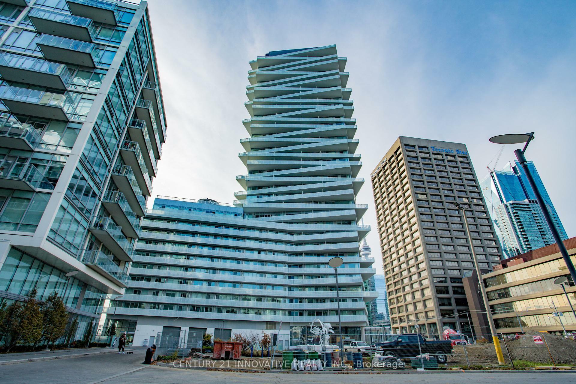 Property Photo: 15 Queens Quay N/A E 2403 ON M5E 0A4