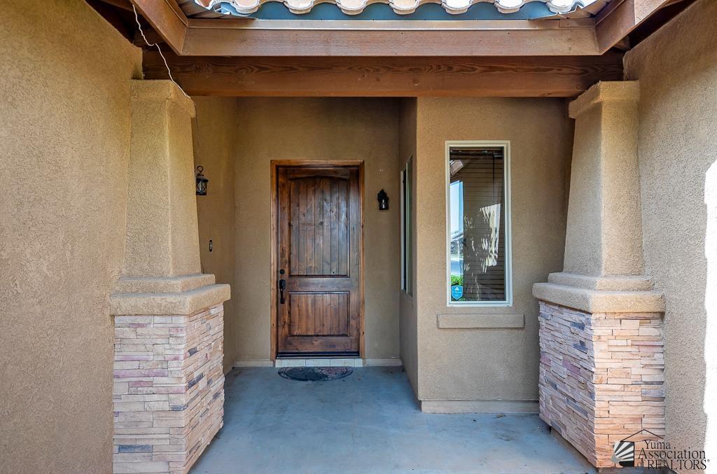 Property Photo: 3751 W 37 St AZ 85365