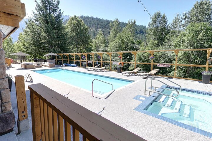 1490 Highway 99 Highway 114 — photo 1