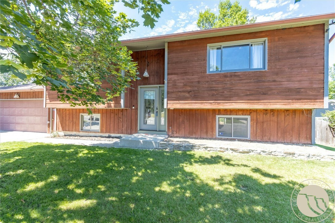 Property Photo: 622 Cairo Place MT 59105