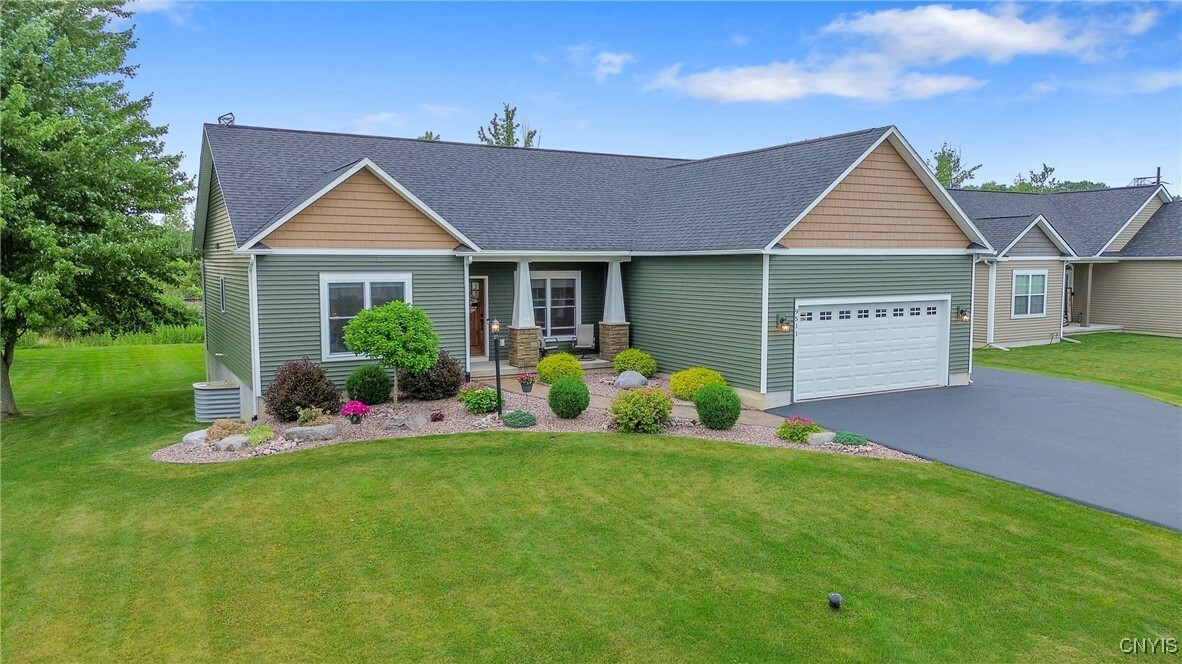 Property Photo: 9511 Longford Path NY 13029