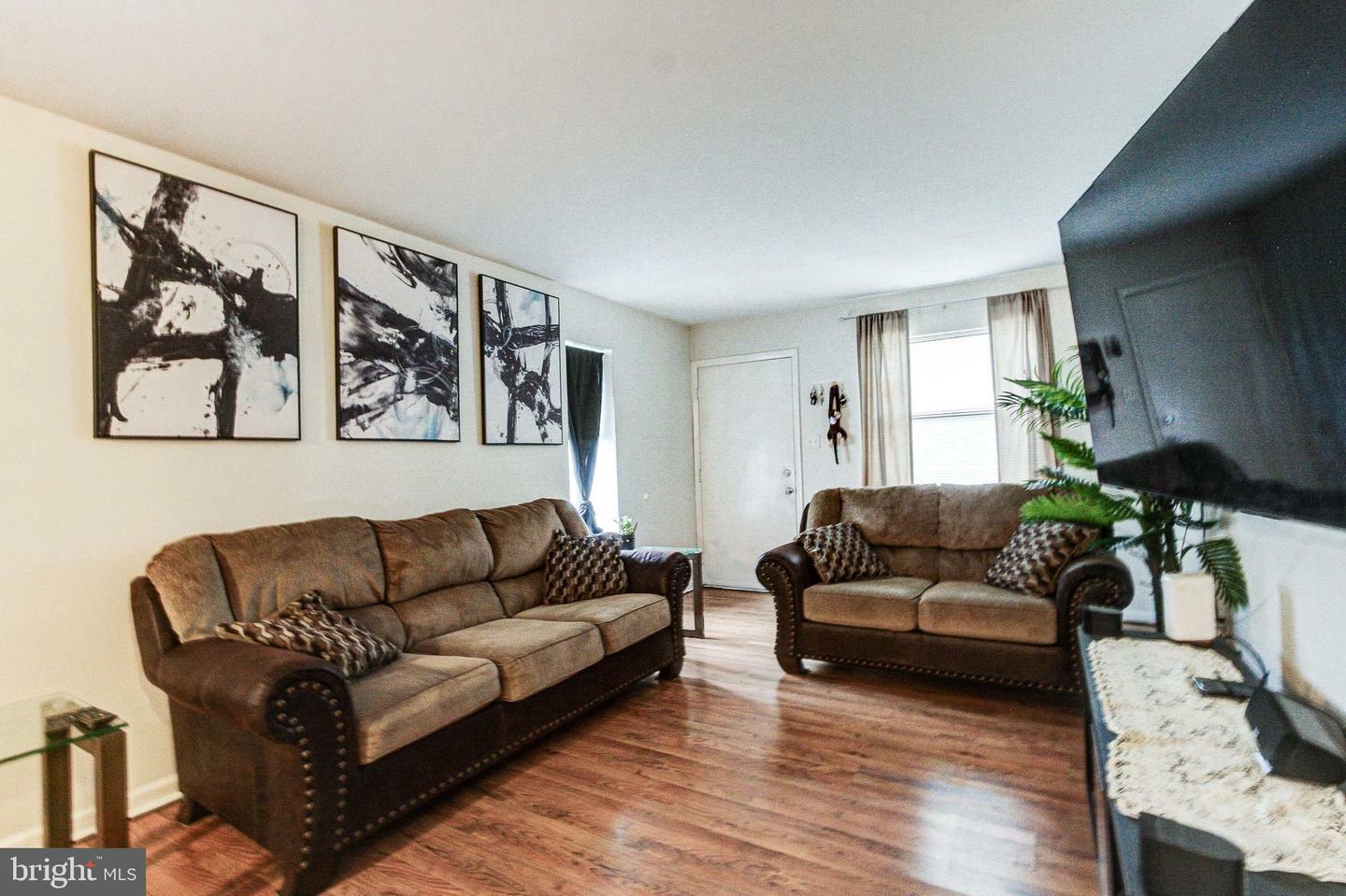Property Photo:  1334 Wyomissing L  PA 19609 