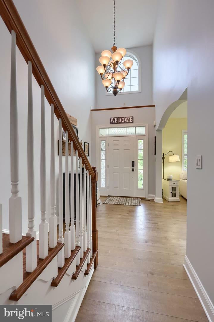 Property Photo: 305 Greenhedge Drive PA 17603