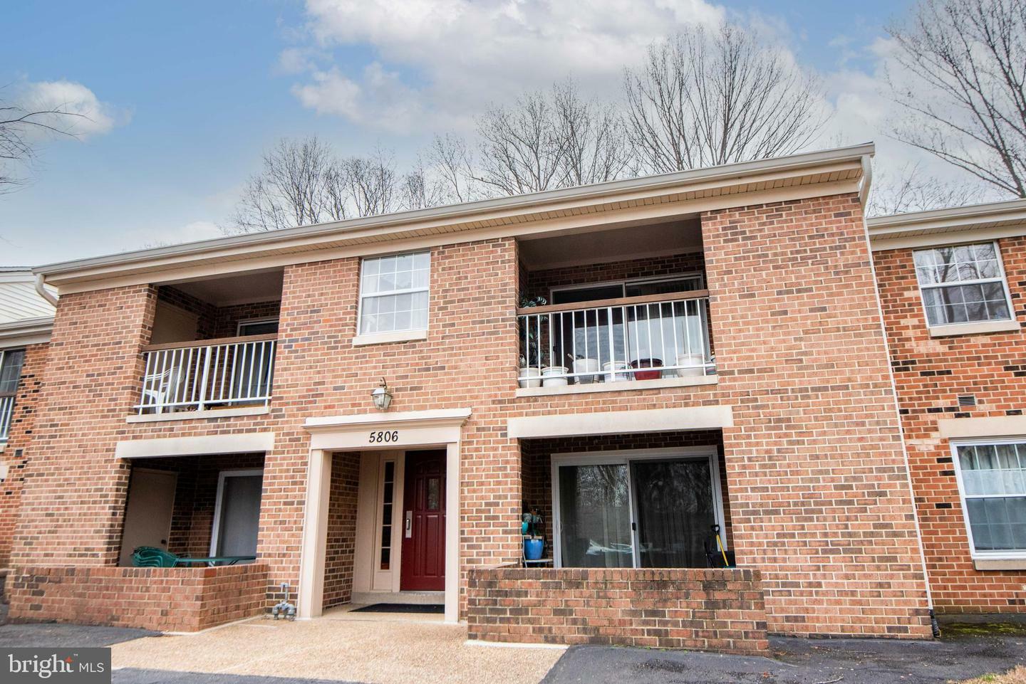 5806 Cove Landing Road 204  Burke VA 22015 photo