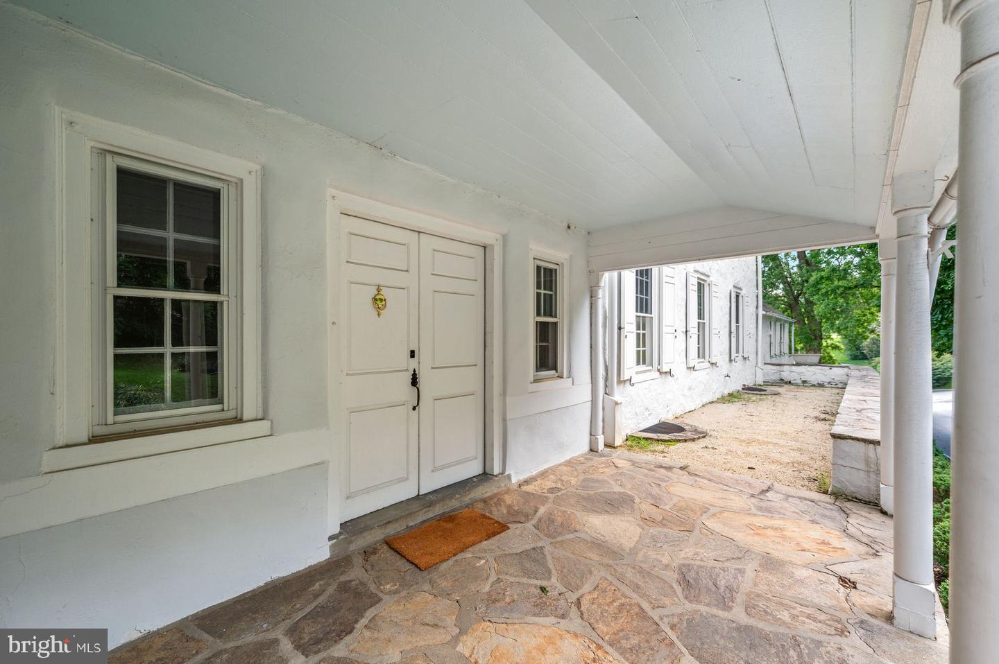 Property Photo: 1266 Gulph Creek Drive PA 19087