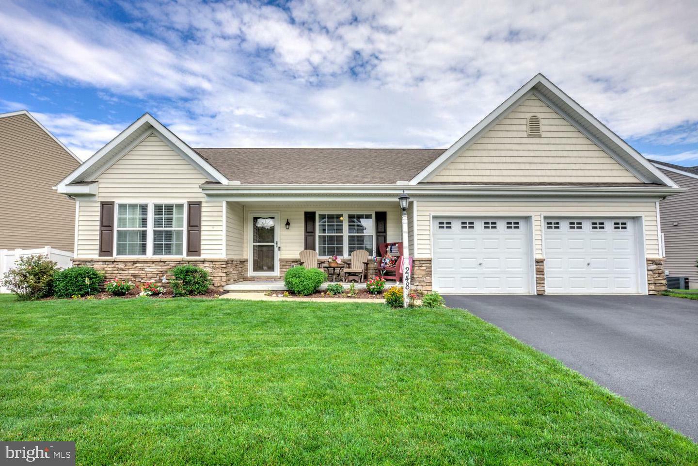 248 Cedar Hollow  Manheim PA 17545 photo