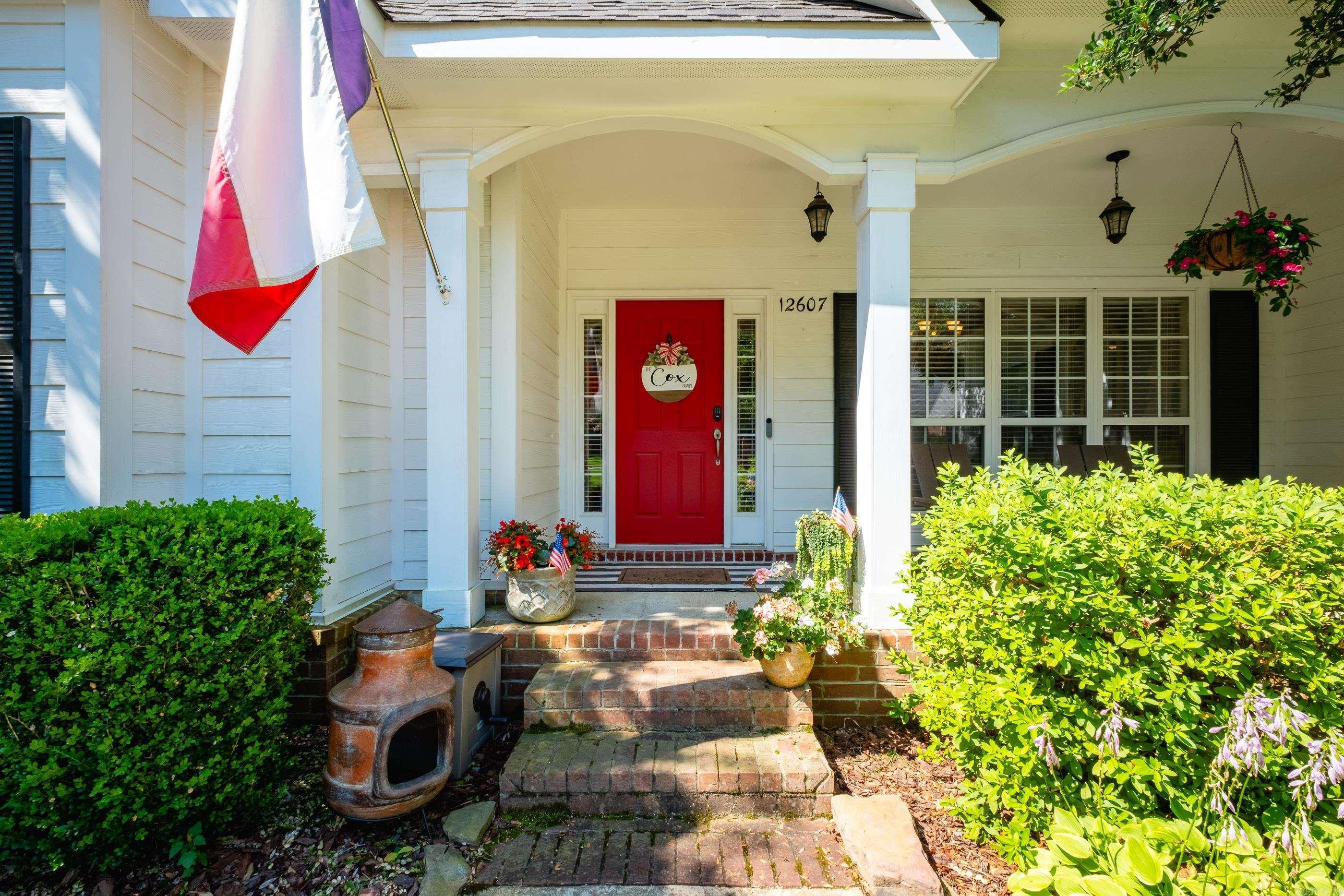 Property Photo: 12607 Meadows Edge AR 72211