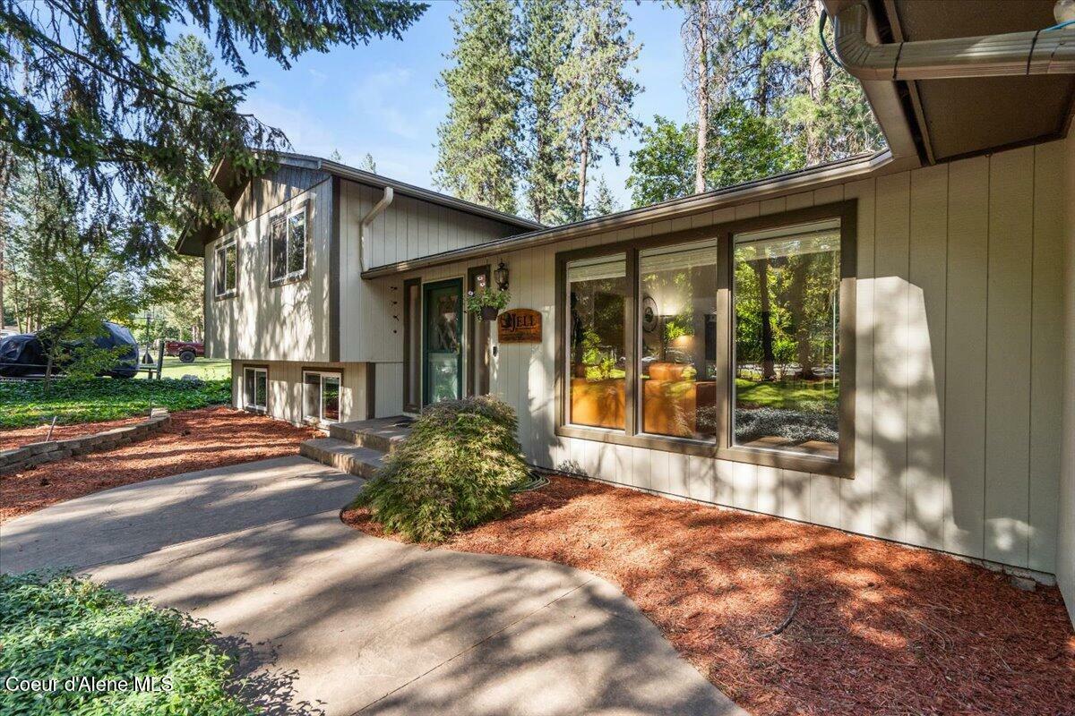 Property Photo: 5301 N Pinegrove Dr ID 83815
