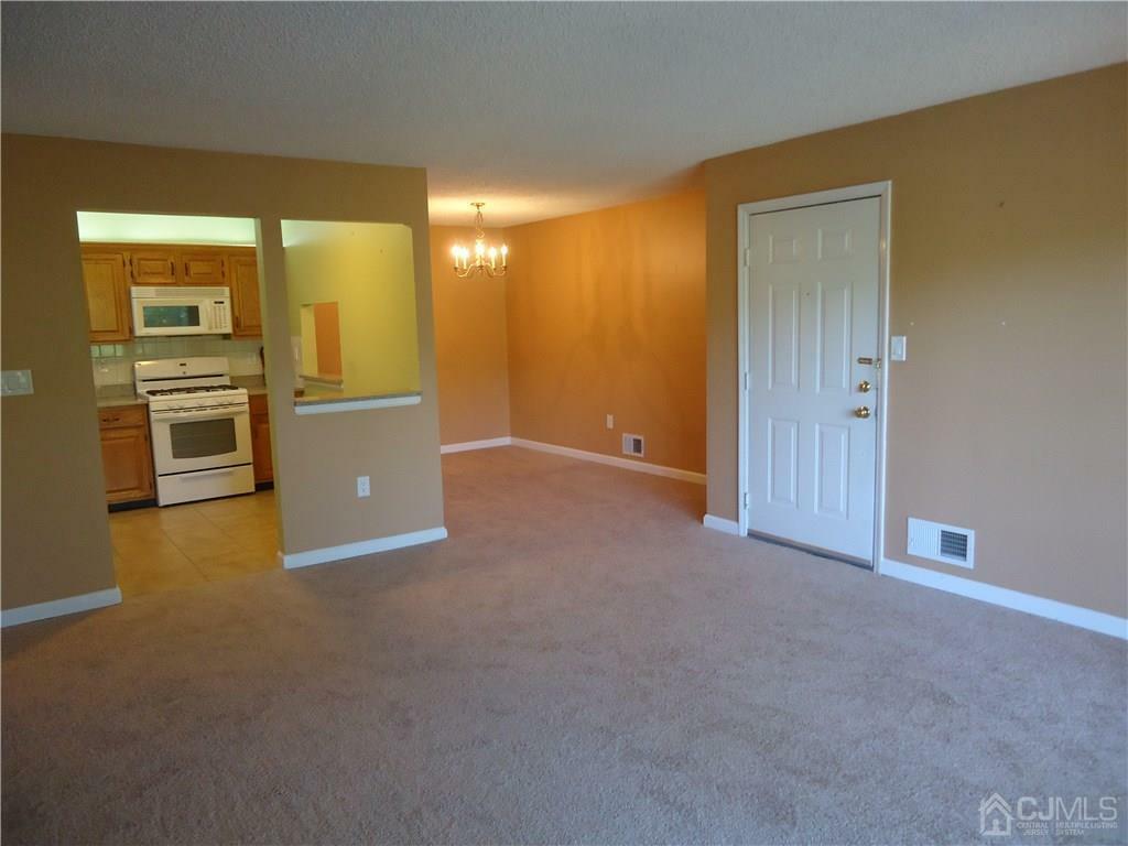 313 Wimbeldon Court  North Brunswick NJ 08902 photo