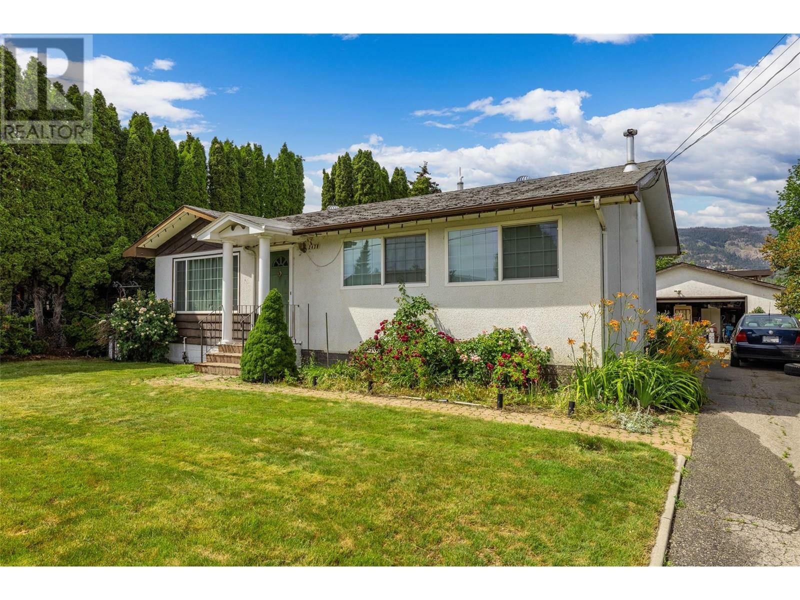 Photo de la propriété: 2436 Apollo Road BC V4T 1P7