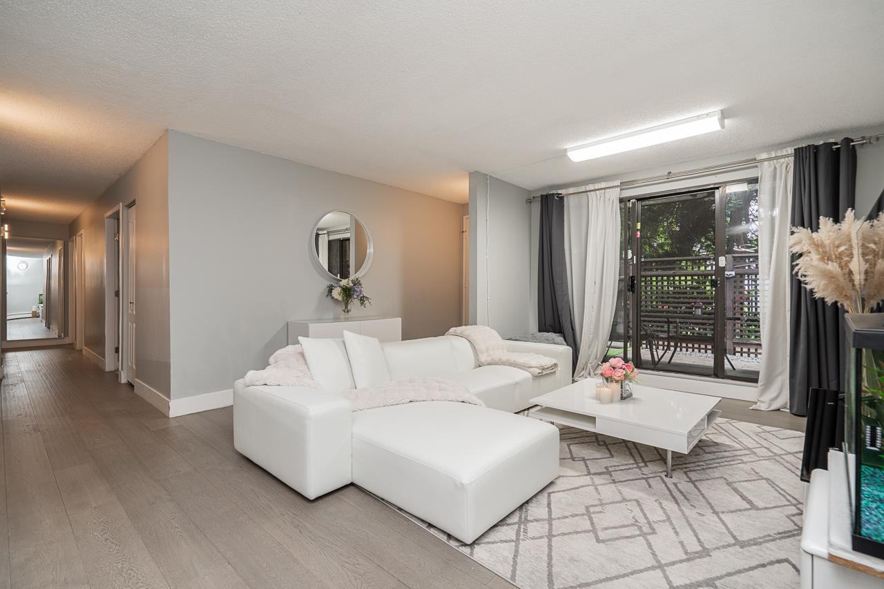 Property Photo: 13977 74 107 BC V3W 6G6