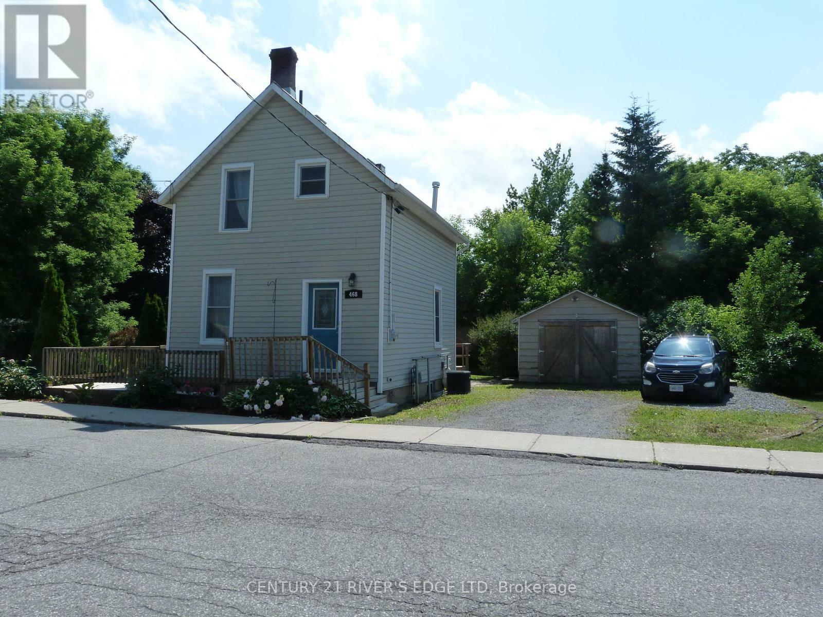 Property Photo: 468 Gladstone Street North ON K0C 2K0