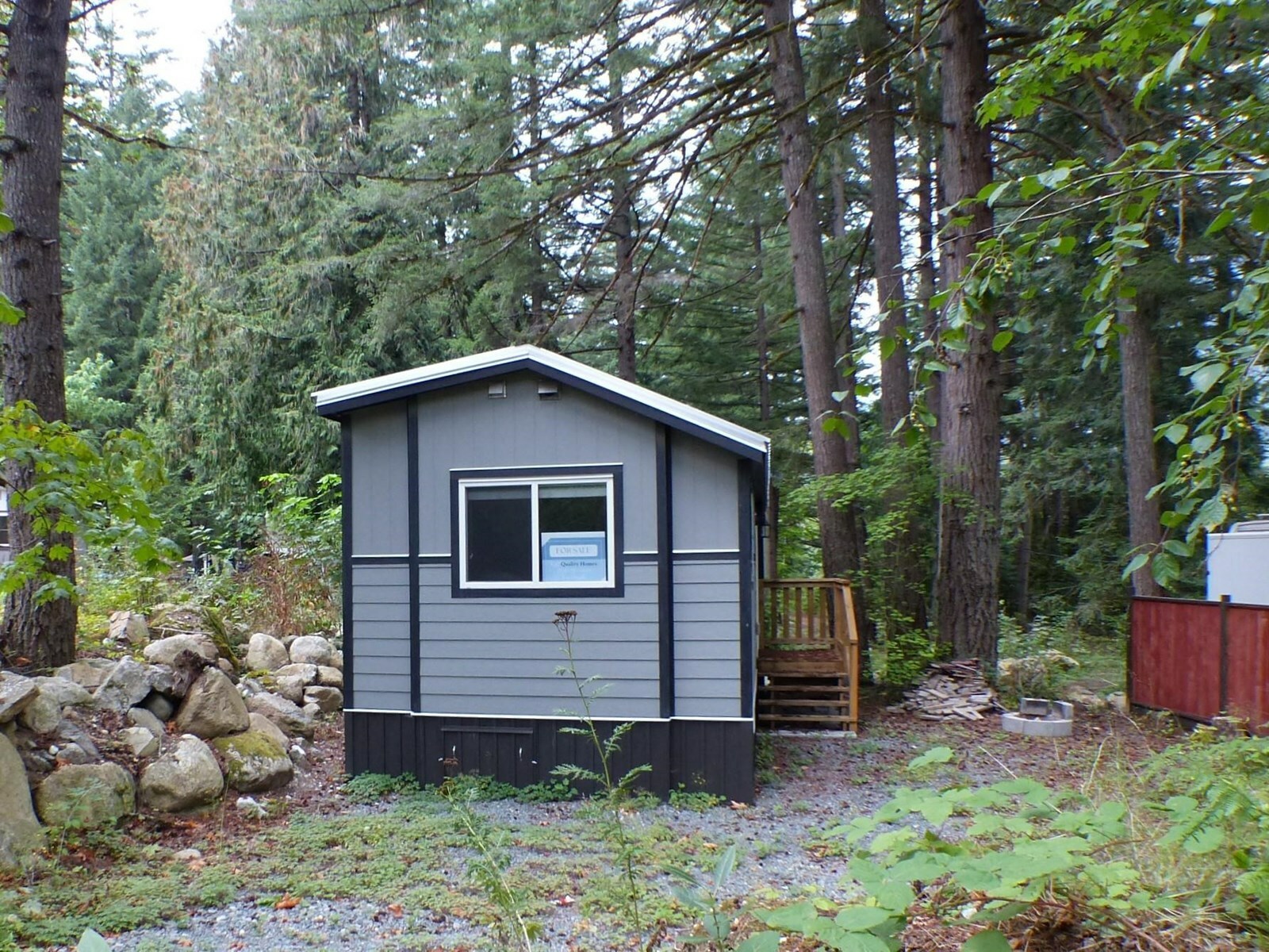 Photo de la propriété:  28605 Trans Canada Highway 1  BC V0X 1L3 