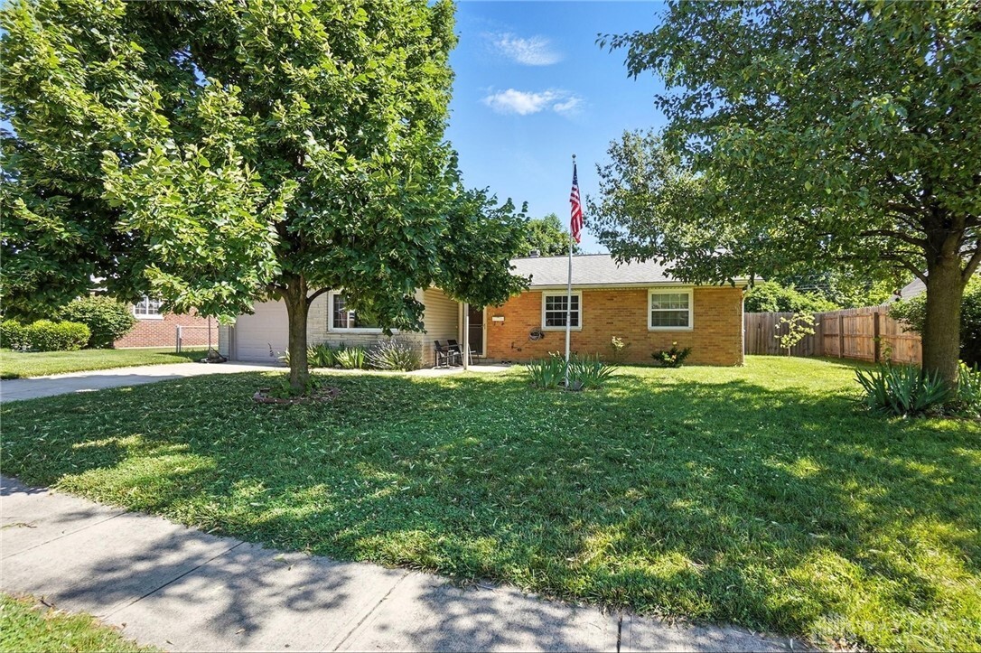 Property Photo:  815 Hile Lane  OH 45322 