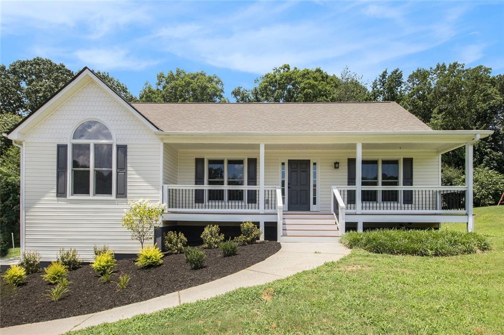Property Photo: 9050 Ivyshaw Drive GA 30506