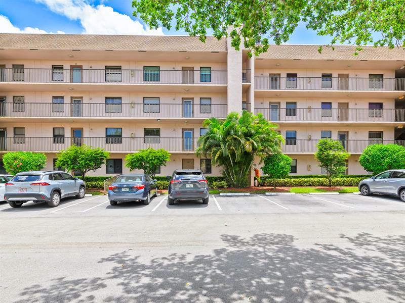 2748 NW 104th Ave 406  Sunrise FL 33322 photo