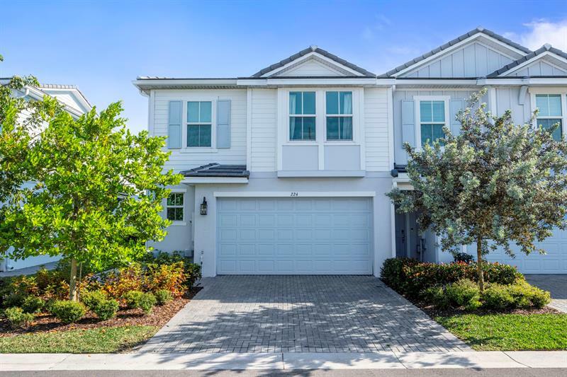 Property Photo: 224 Preserve Trail South FL 34994