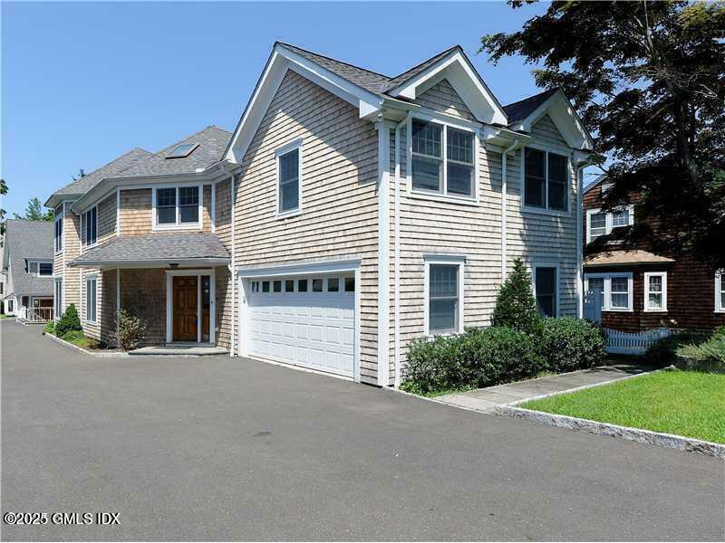 Property Photo: 16 Orchard Place CT 06830