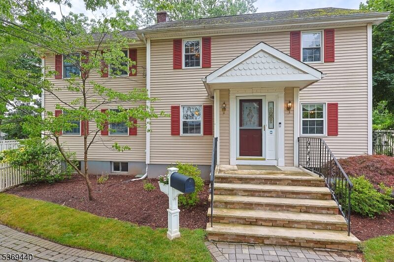 Property Photo:  139 Gordon St  NJ 07660 