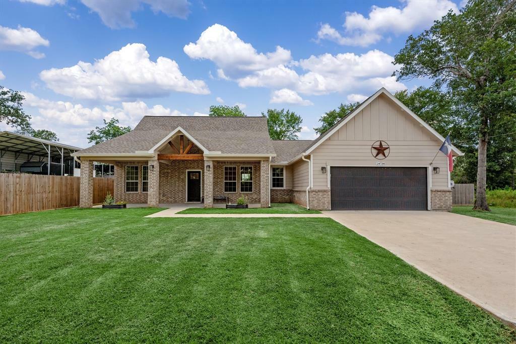 Property Photo: 24738 Roscommon TX 77445