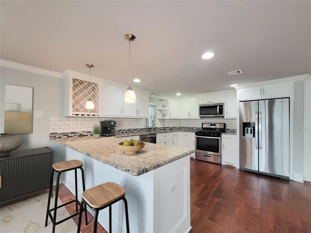 Property Photo: 2608 Arlington Street TX 77008