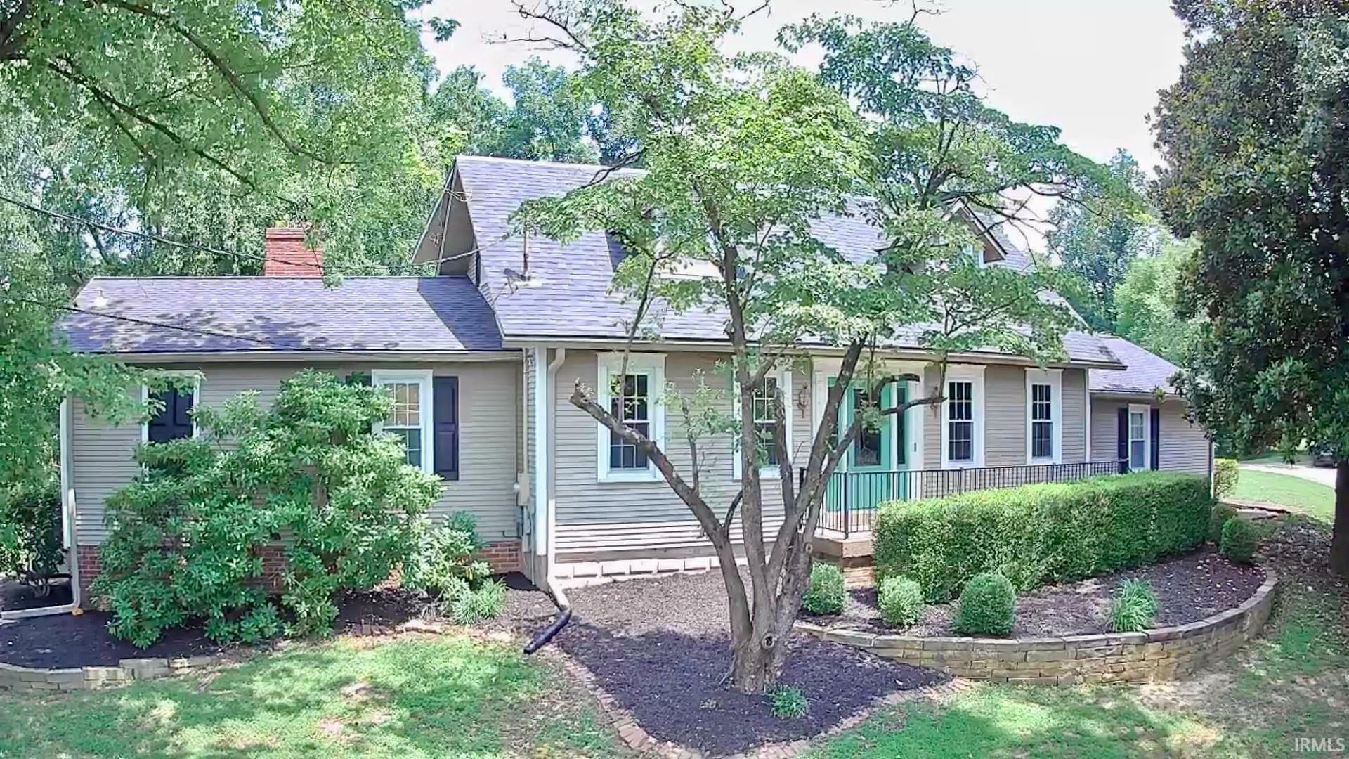 Property Photo: 1150 E Hillsdale Road IN 47725