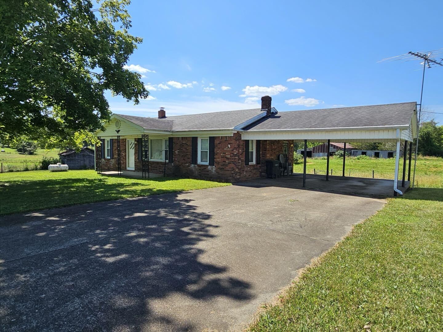 Property Photo:  885 Deepwell Woods Road  KY 40419 